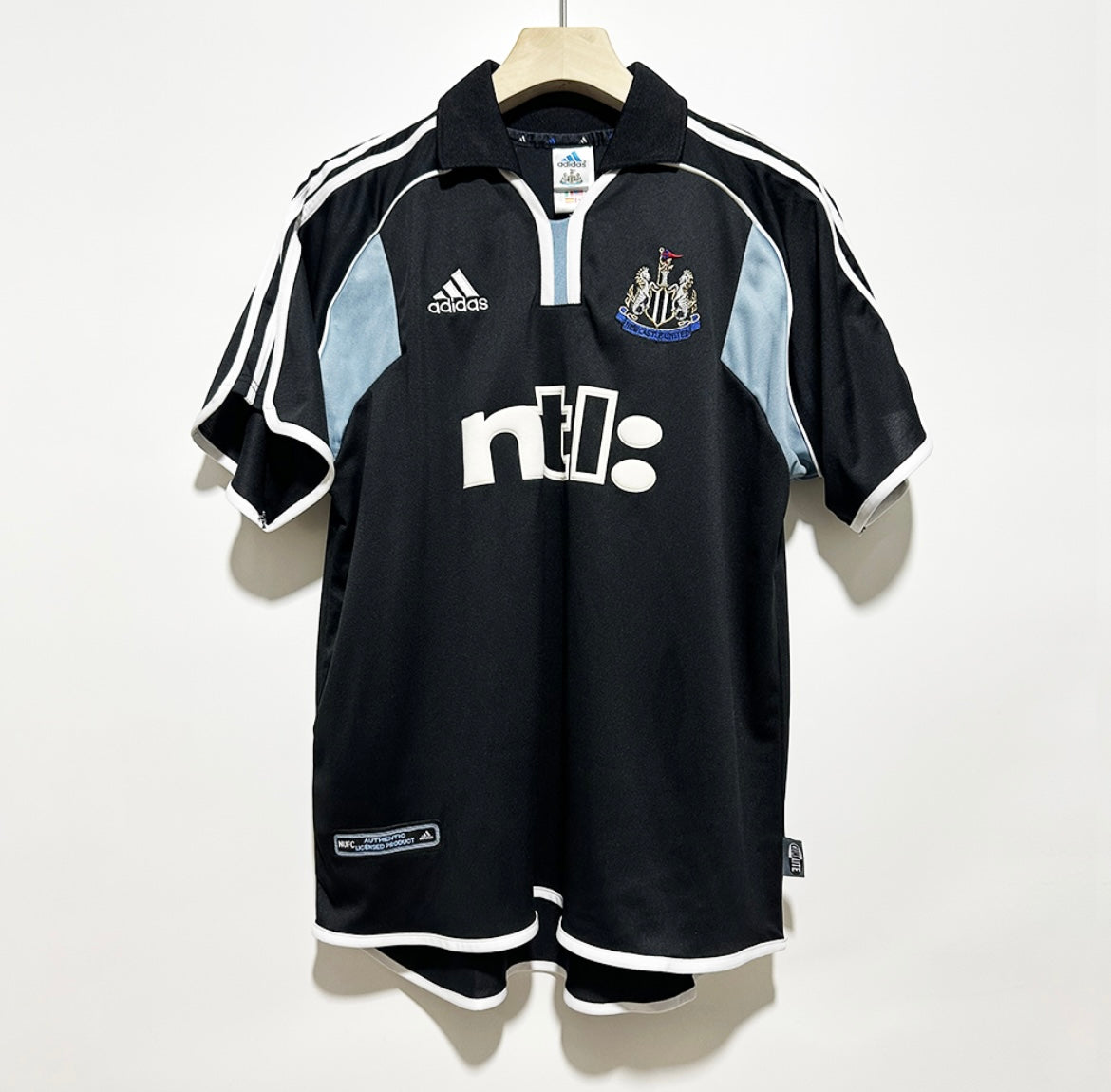 Maillot Newcastle extérieur 2023-24 – FOOT Maillot Newcastle extérieur 2023-24 – FOOT