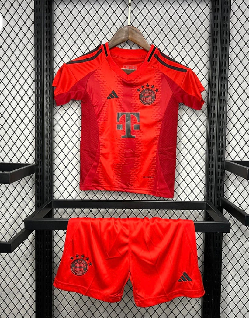 FC Bayern Munich Jeu De Cartes Tête De Mouton Rouge/Blanc - 36 Cartes Officielles