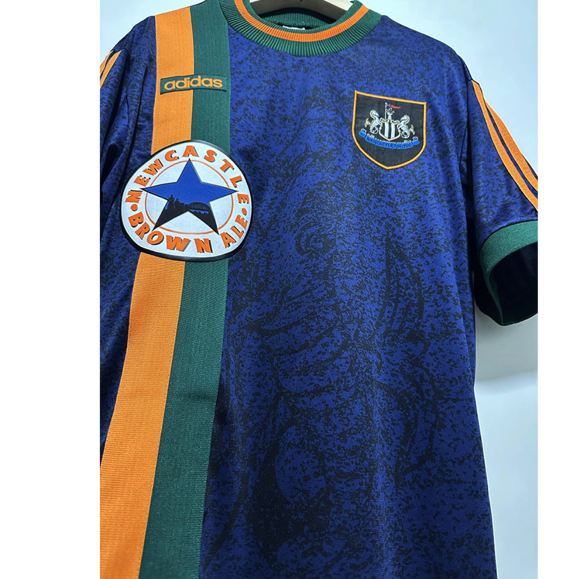 Newcastle 1997/98 Extérieur