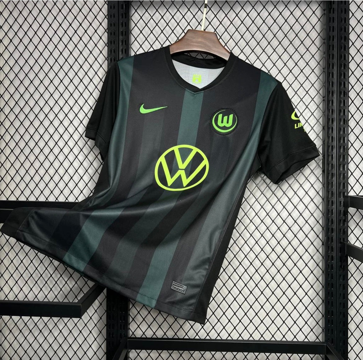 VfL Wolfsburg 2024/25 Extérieur