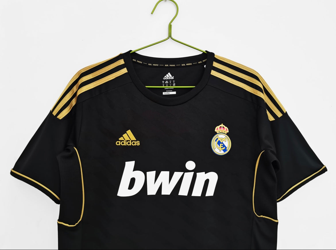 Real Madrid 2011/12 Extérieur