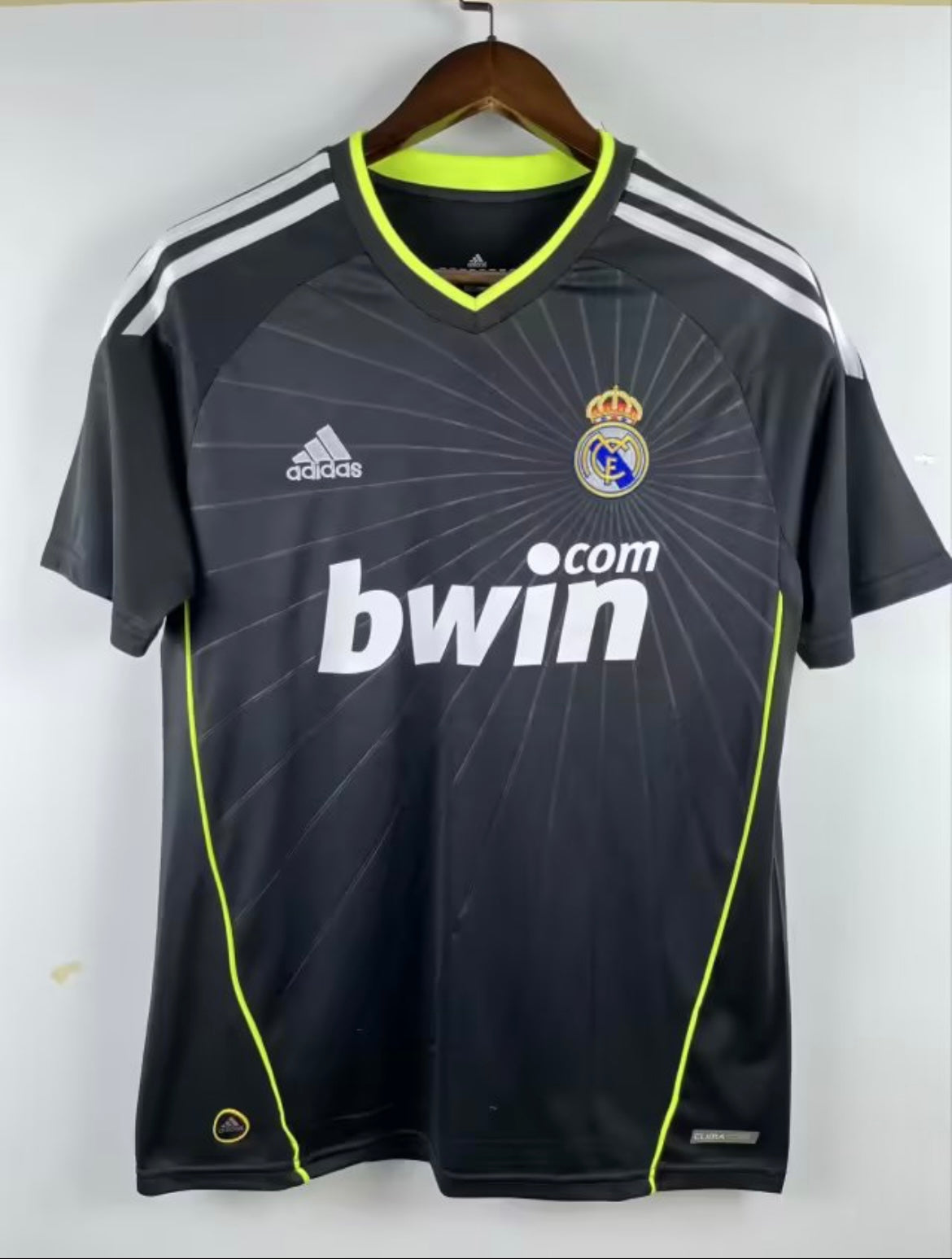 Real Madrid 2010/11 Extérieur