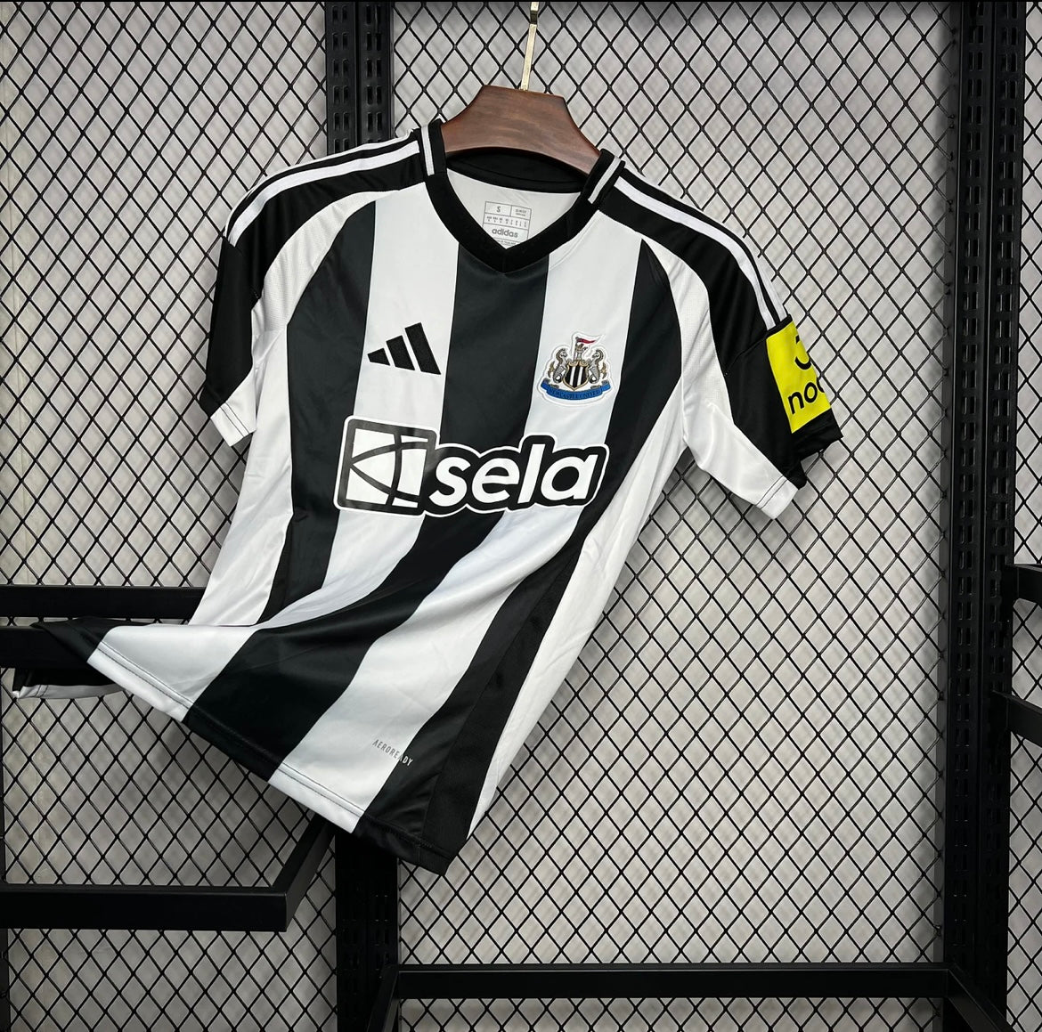 Newcastle 2024/25 Domicile