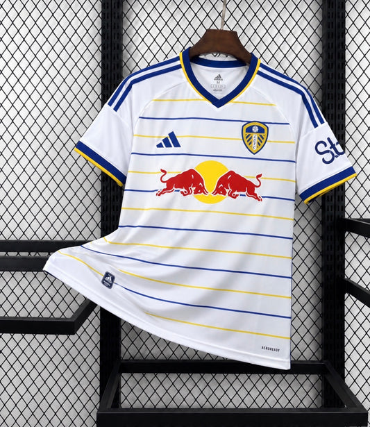 Leeds United 2026/27 Domicile