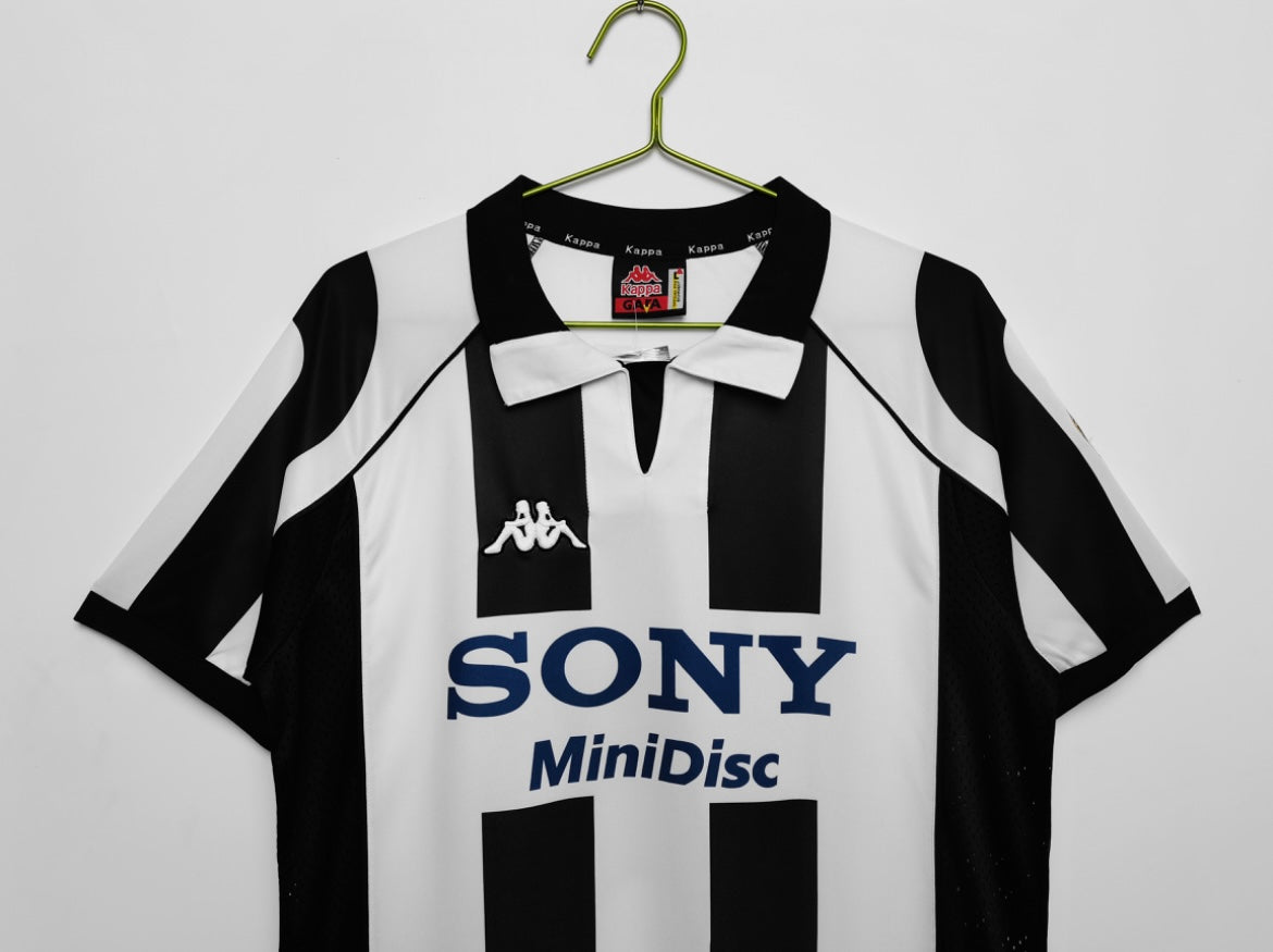 Juventus 1997/98 Domicile