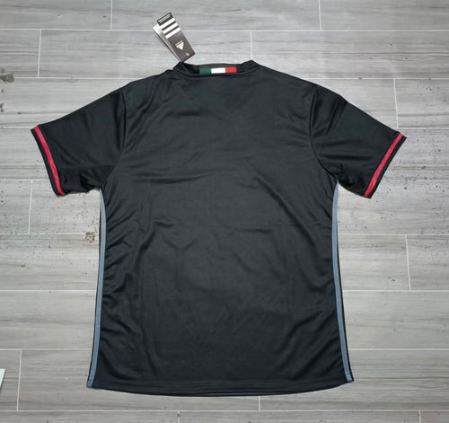 AC Milan 2016/17 Domicile