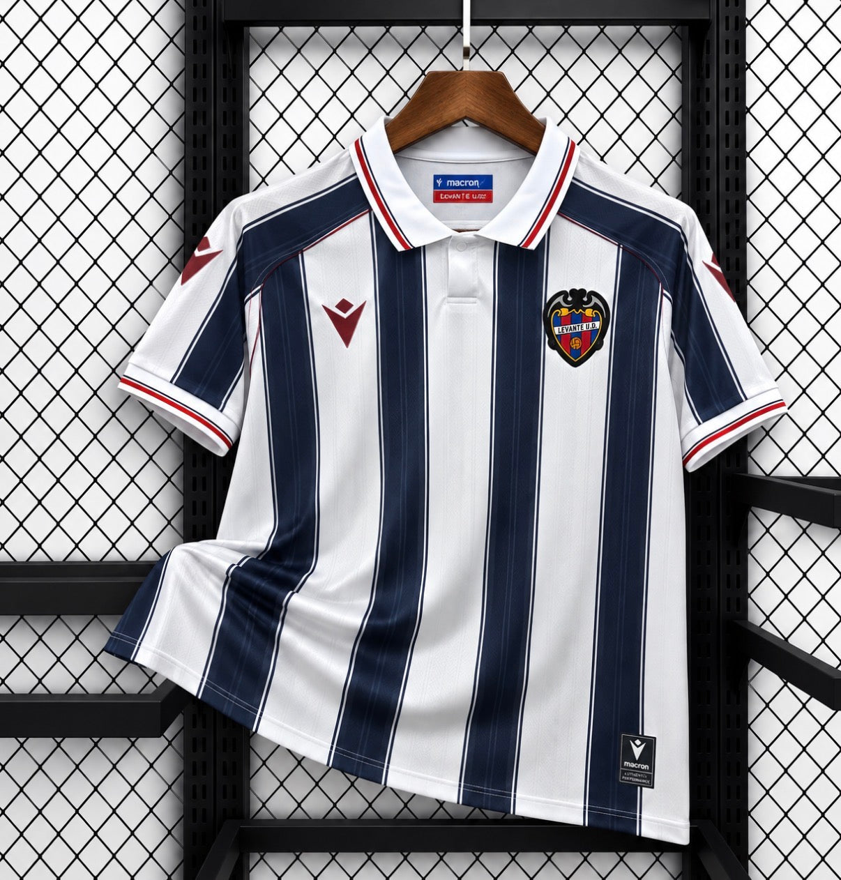 Levante 2026/27 Extérieur