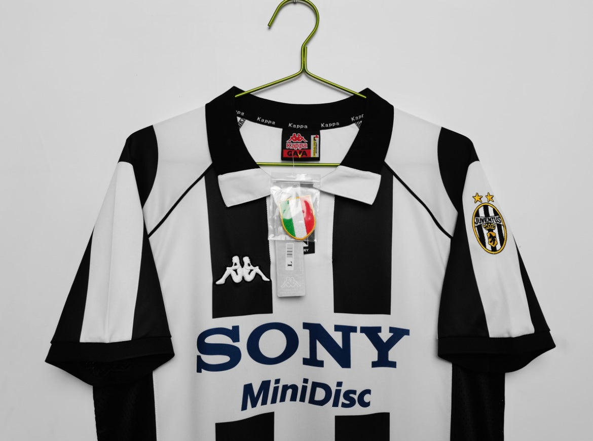 Juventus 1997/98 Domicile