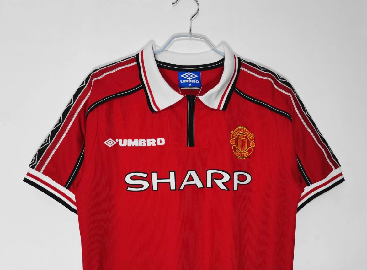 Manchester United 1998/99 Domicile