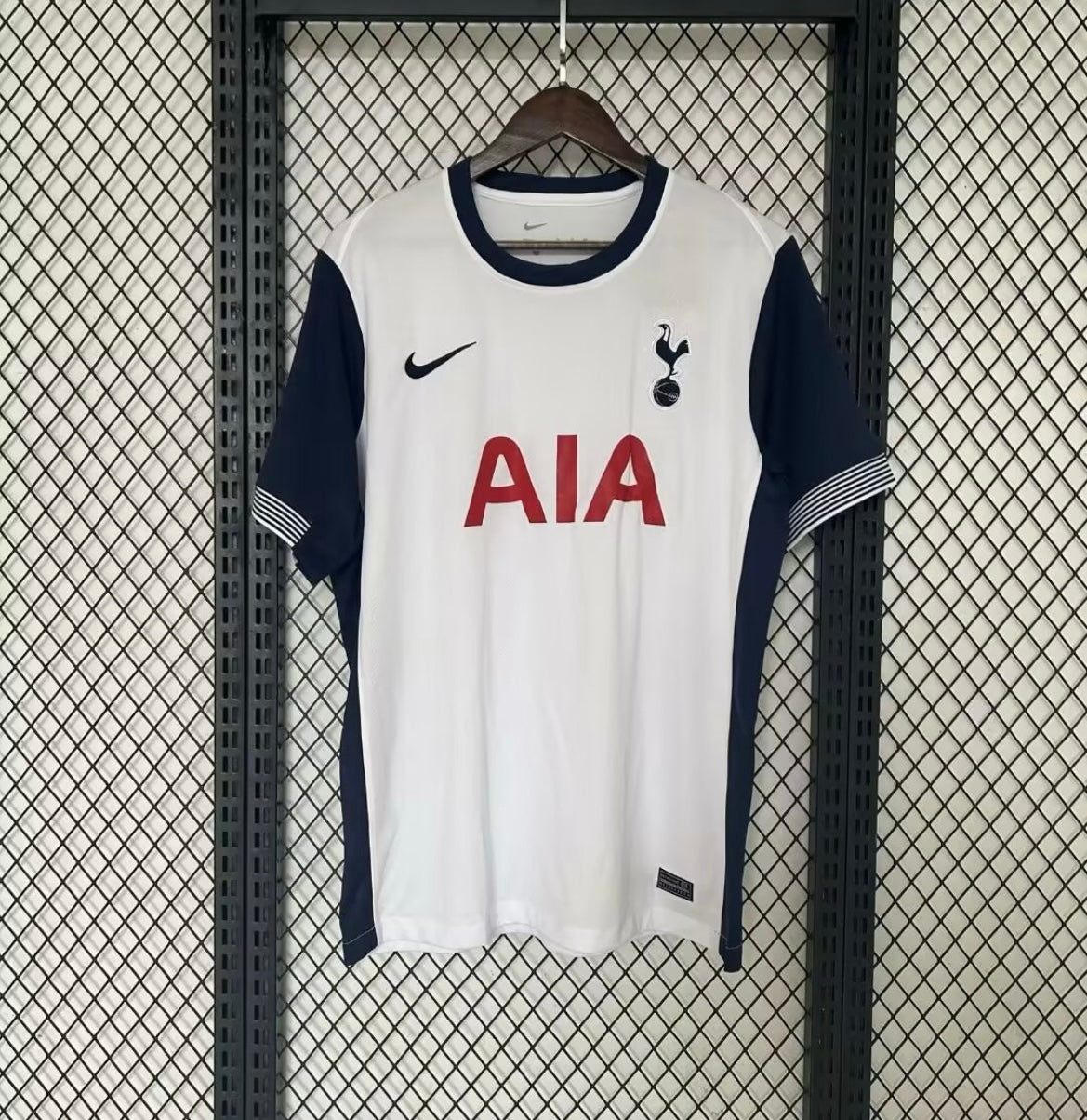 Tottenham 2024/25 Domicile