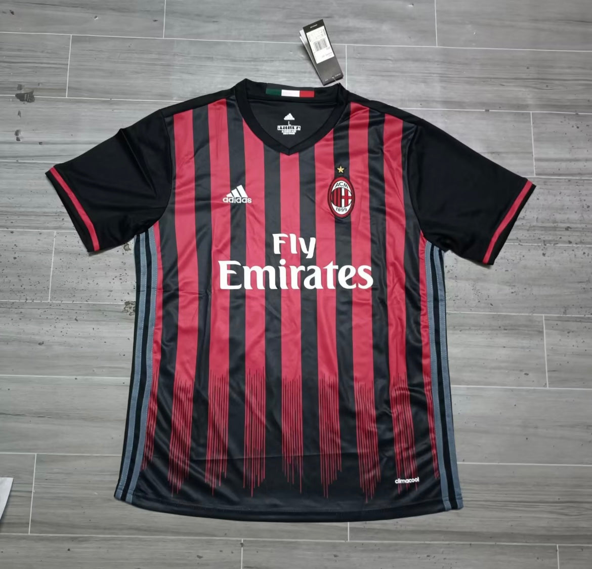AC Milan 2016/17 Domicile