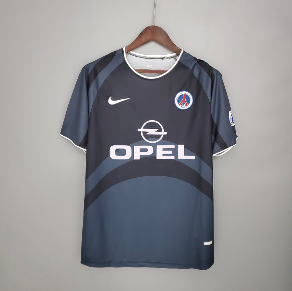 PSG 2001/02 Third